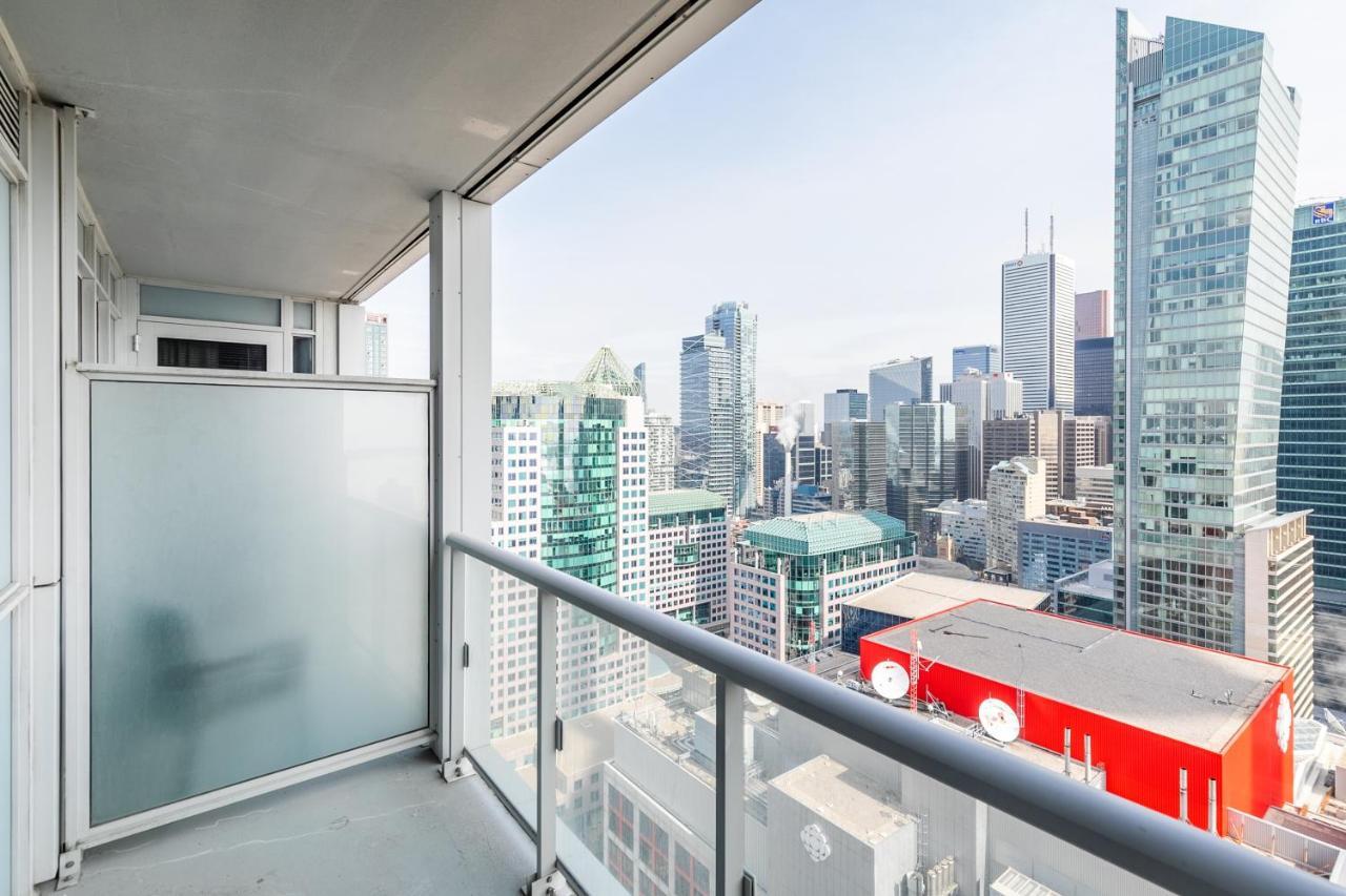 Stylish 1Br + Office Condo - Cn Tower View Toronto Dış mekan fotoğraf