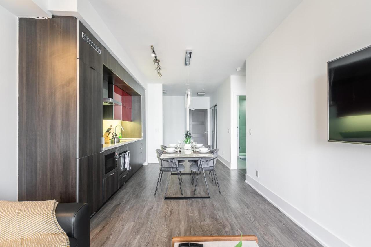 Stylish 1Br + Office Condo - Cn Tower View Toronto Dış mekan fotoğraf
