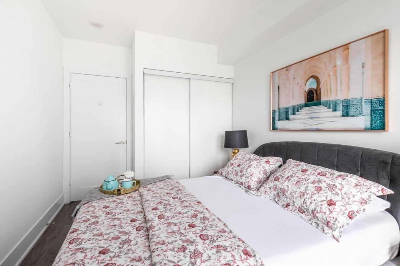 Stylish 1Br + Office Condo - Cn Tower View Toronto Dış mekan fotoğraf